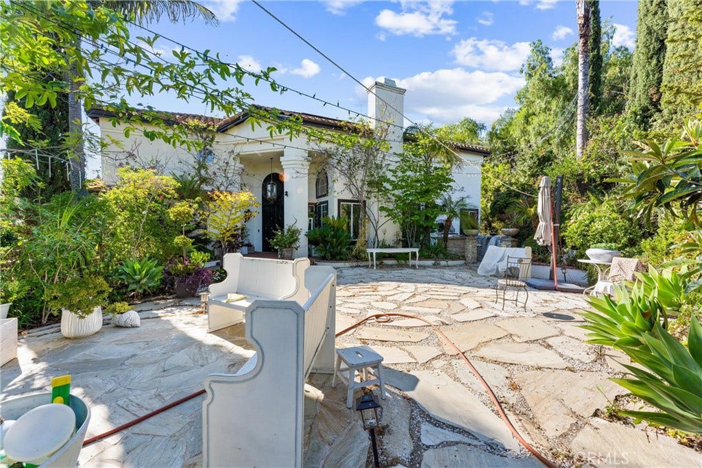 27201 S Ridge Drive, Mission Viejo, CA 92692 27201 S Ridge Drive, Mission Viejo, CA 92692