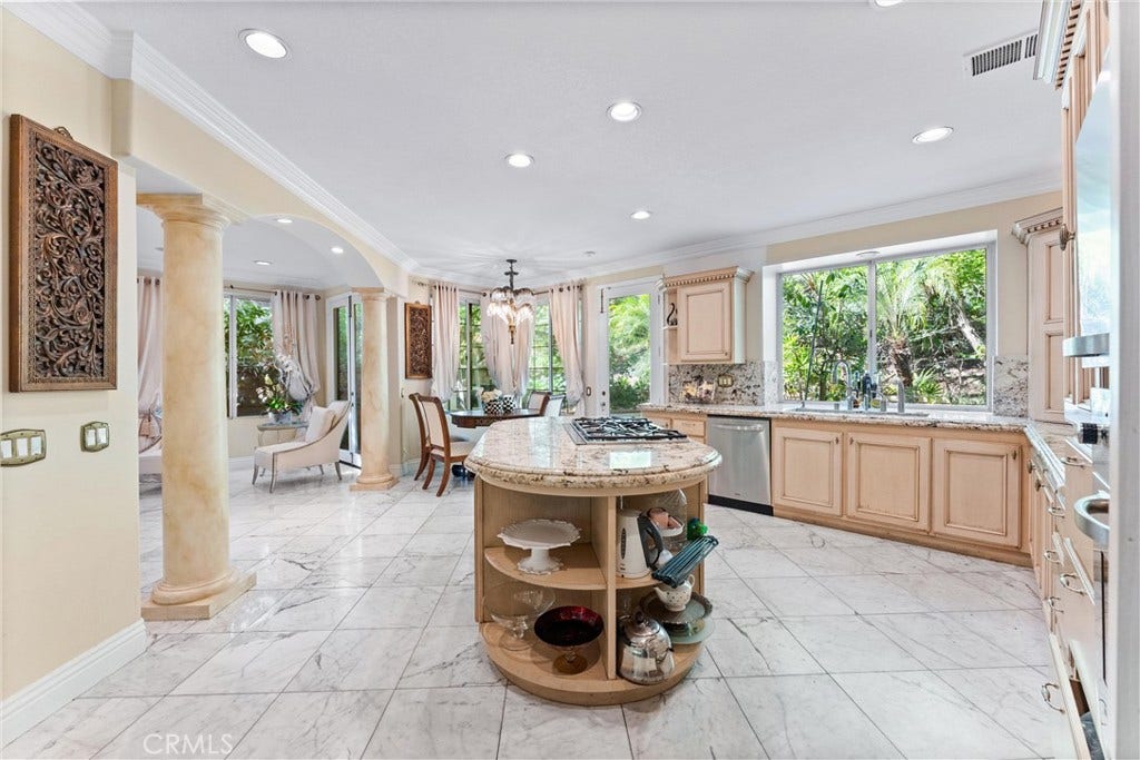 27201 S Ridge Drive, Mission Viejo, CA 92692 27201 S Ridge Drive, Mission Viejo, CA 92692