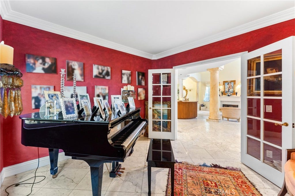 27201 S Ridge Drive, Mission Viejo, CA 92692 27201 S Ridge Drive, Mission Viejo, CA 92692
