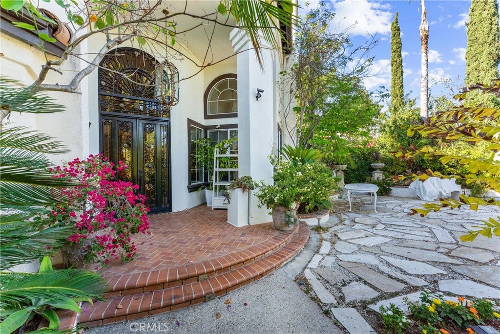 27201 S Ridge Drive, Mission Viejo, CA 92692 Charming Front Entry