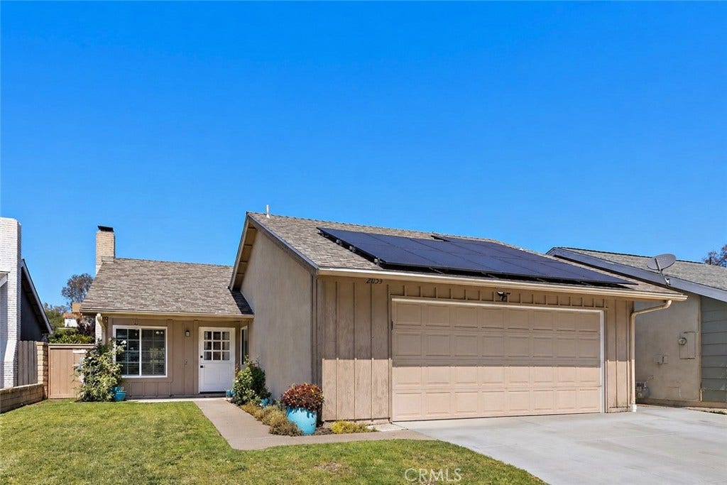 21155 Larchmont, Lake Forest, CA 92630 21155 Larchmont, Lake Forest, CA 92630