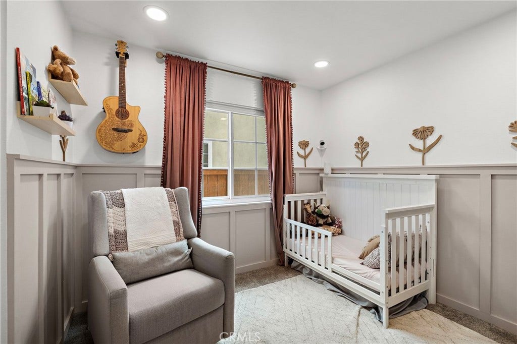 21155 Larchmont, Lake Forest, CA 92630 21155 Larchmont, Lake Forest, CA 92630