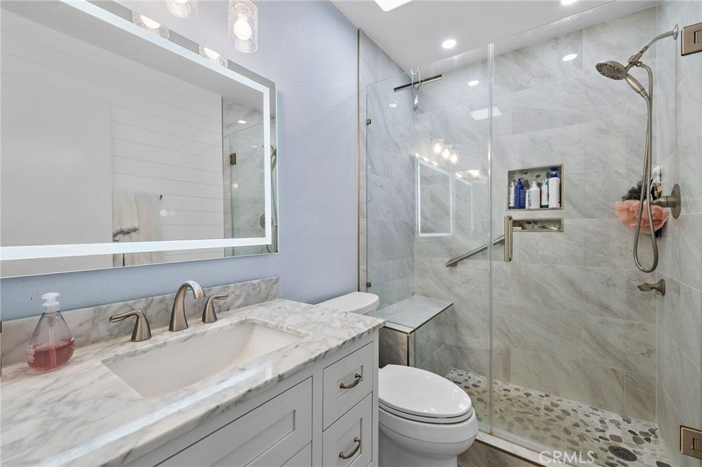 21155 Larchmont, Lake Forest, CA 92630 21155 Larchmont, Lake Forest, CA 92630