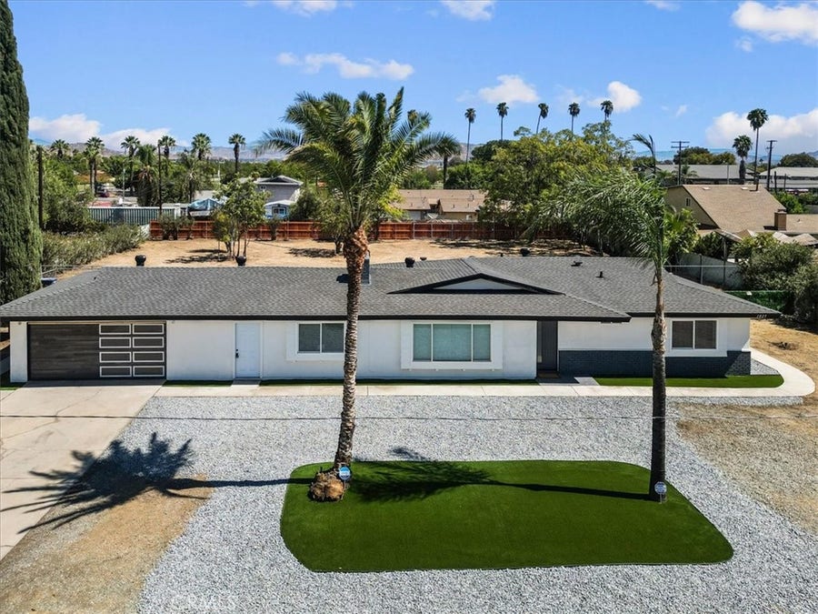 Property photo for 1025 Richards, Perris, CA