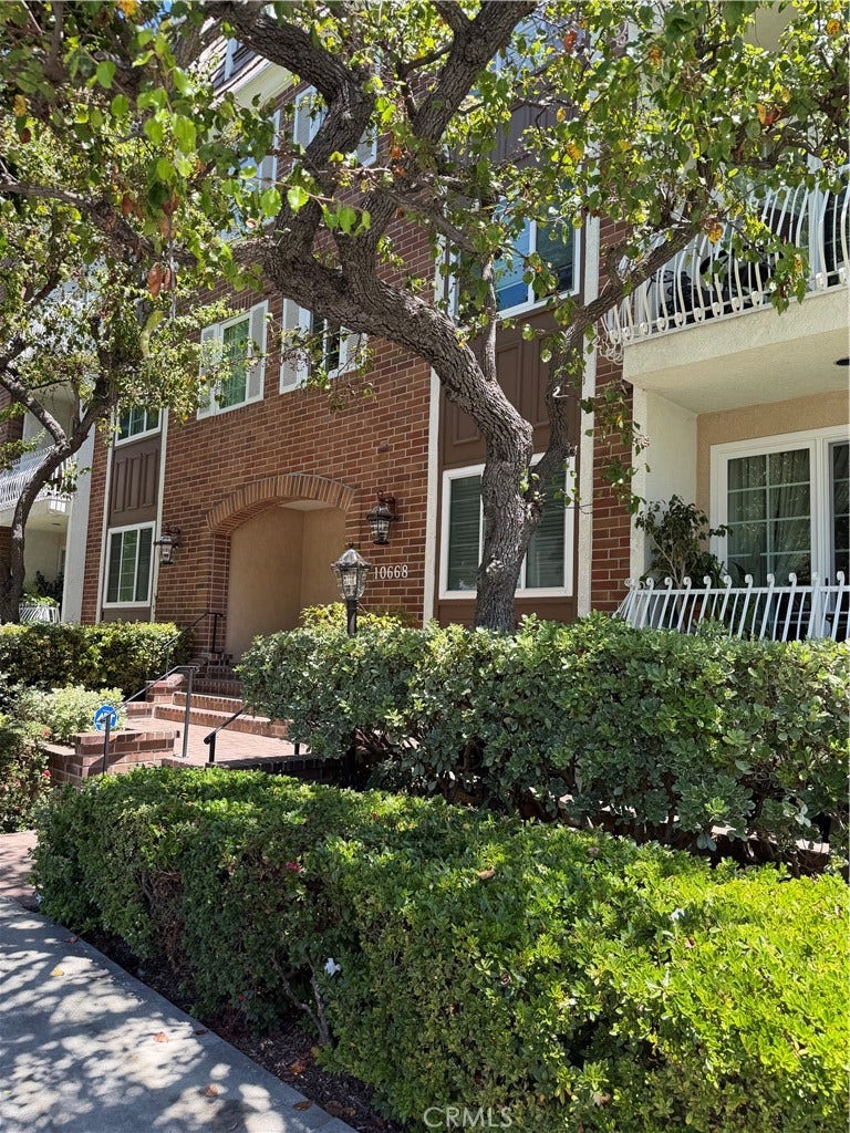 Property photo for 10668 Eastborne, #203, Los Angeles, CA