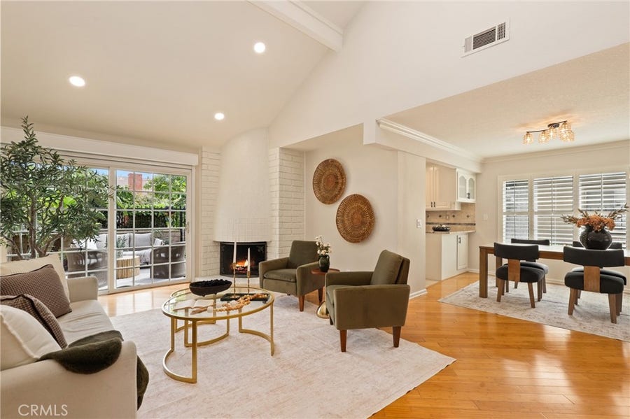 Property photo for 17034 Avenida Suenos, Fountain Valley, CA