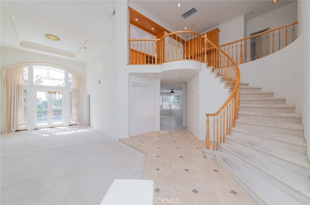 22661 White Oaks, Mission Viejo, CA 92692 22661 White Oaks, Mission Viejo, CA 92692