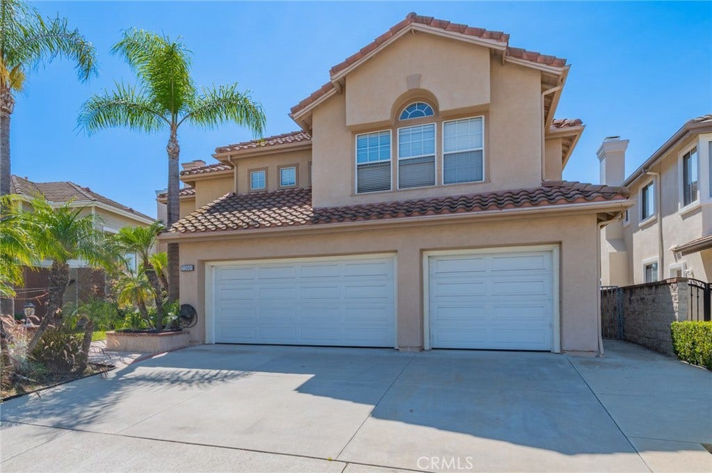 22661 White Oaks, Mission Viejo, CA 92692 22661 White Oaks, Mission Viejo, CA 92692