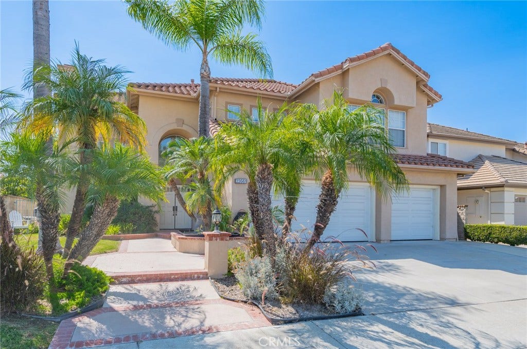 22661 White Oaks, Mission Viejo, CA 92692 22661 White Oaks, Mission Viejo, CA 92692