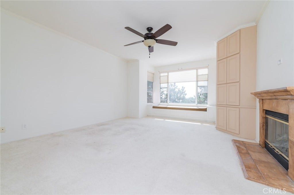 22661 White Oaks, Mission Viejo, CA 92692 22661 White Oaks, Mission Viejo, CA 92692
