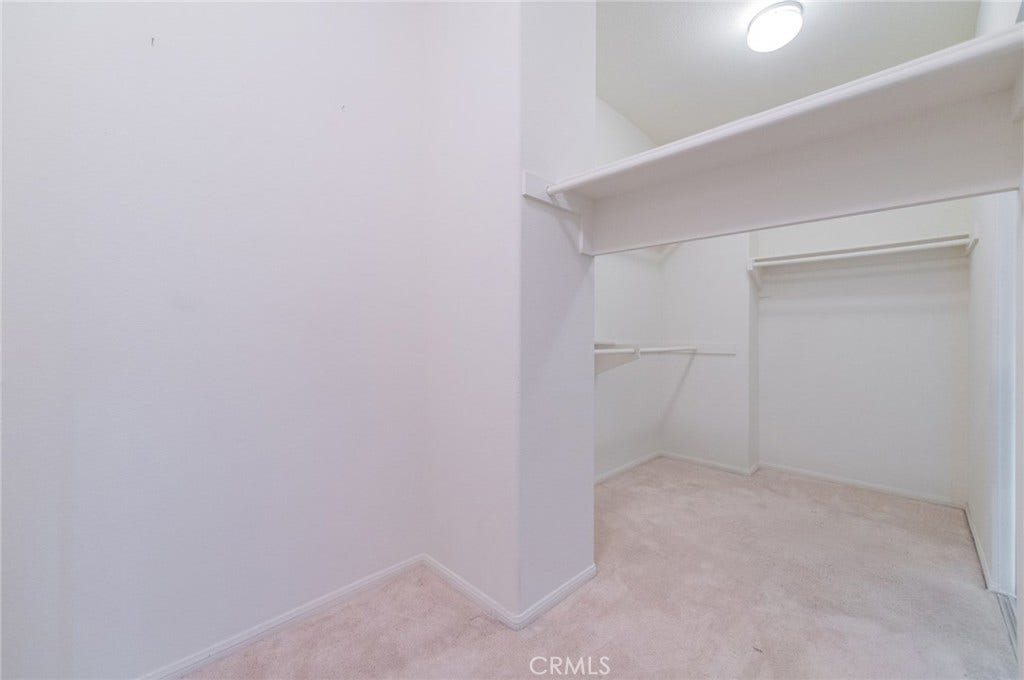 22661 White Oaks, Mission Viejo, CA 92692 22661 White Oaks, Mission Viejo, CA 92692