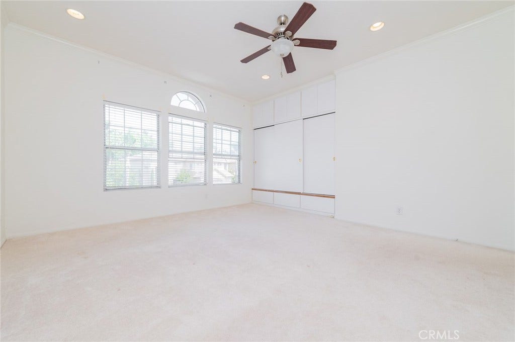 22661 White Oaks, Mission Viejo, CA 92692 22661 White Oaks, Mission Viejo, CA 92692