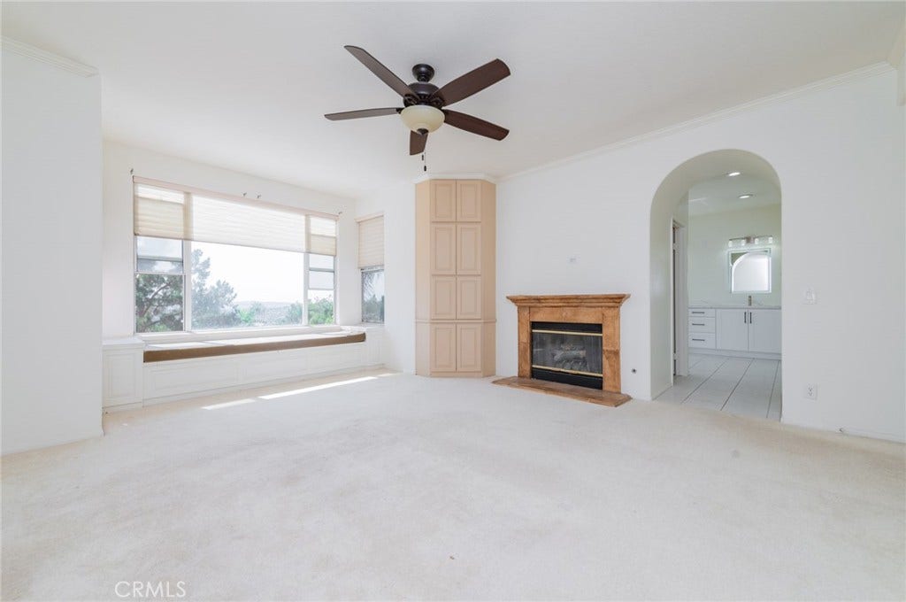22661 White Oaks, Mission Viejo, CA 92692 22661 White Oaks, Mission Viejo, CA 92692
