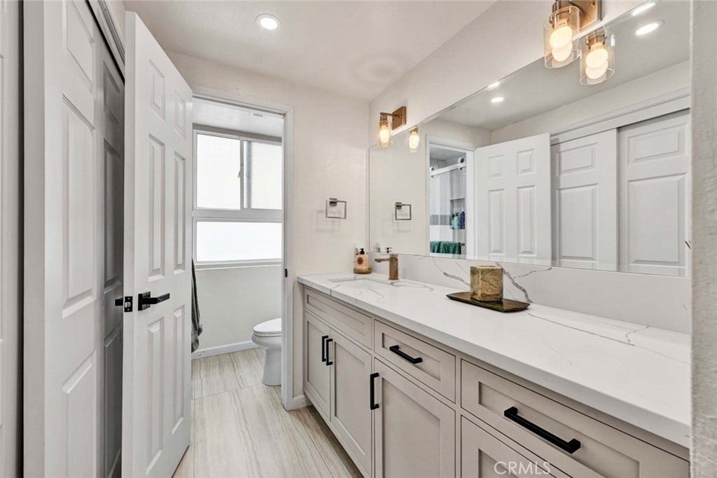 21151 Chubasco Lane, Huntington Beach, CA 92646