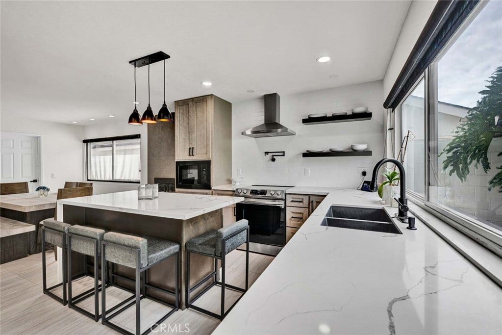 21151 Chubasco Lane, Huntington Beach, CA 92646