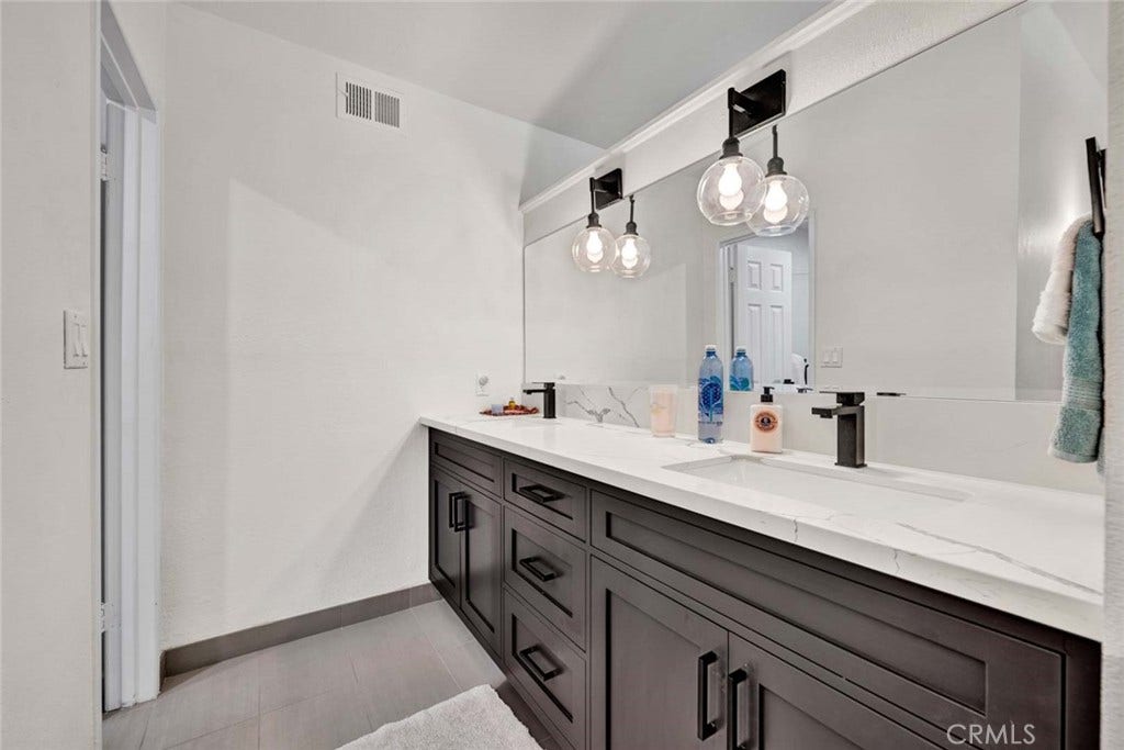 21151 Chubasco Lane, Huntington Beach, CA 92646