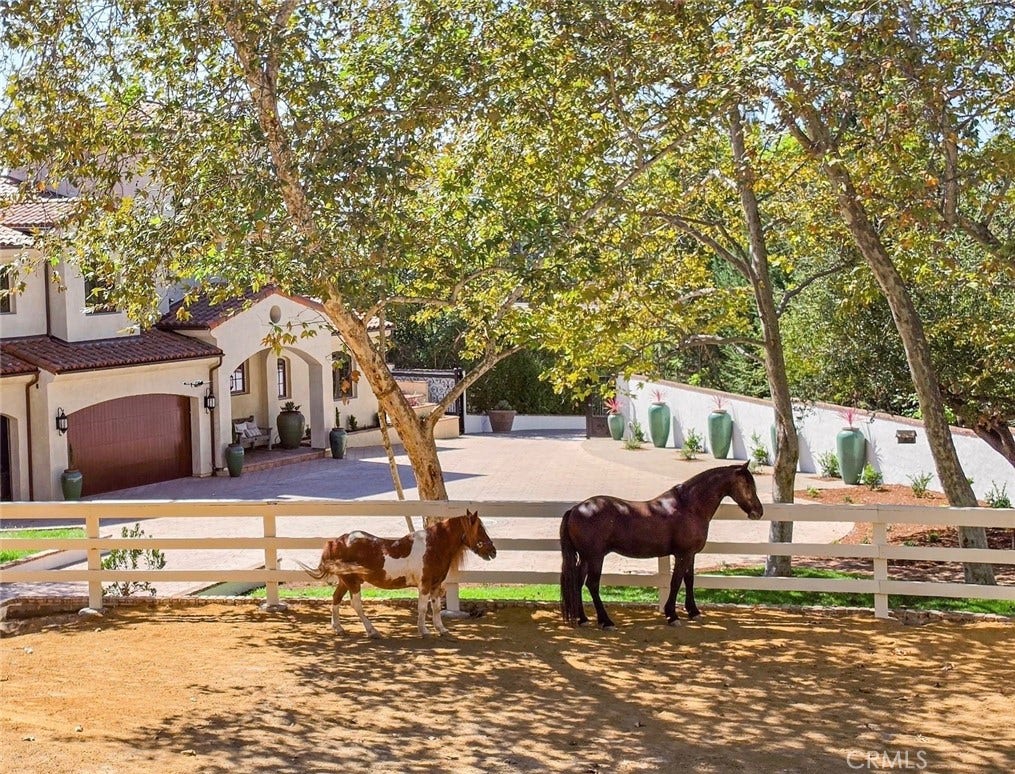 26042 Flintlock, Laguna Hills, CA 92653 26042 Flintlock, Laguna Hills, CA 92653