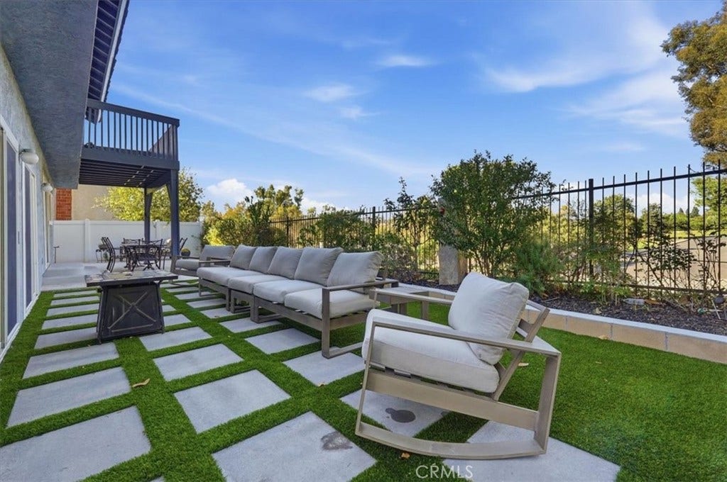 6471 E Shady Valley Lane, Anaheim Hills, CA 92807 6471 E Shady Valley Lane, Anaheim Hills, CA 92807
