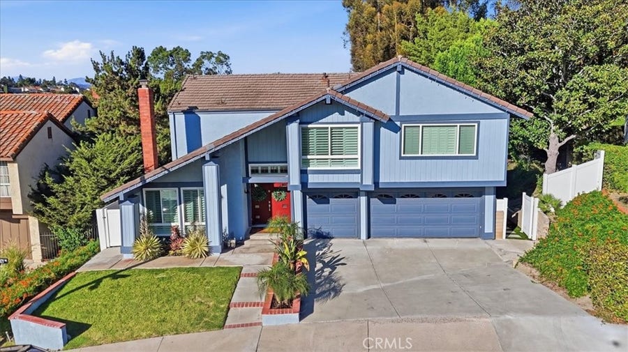 Property photo for 6471 E Shady Valley Lane, Anaheim Hills, CA