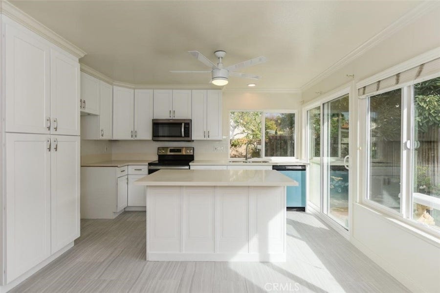 Property photo for 17562 Manchester Ave, Irvine, CA