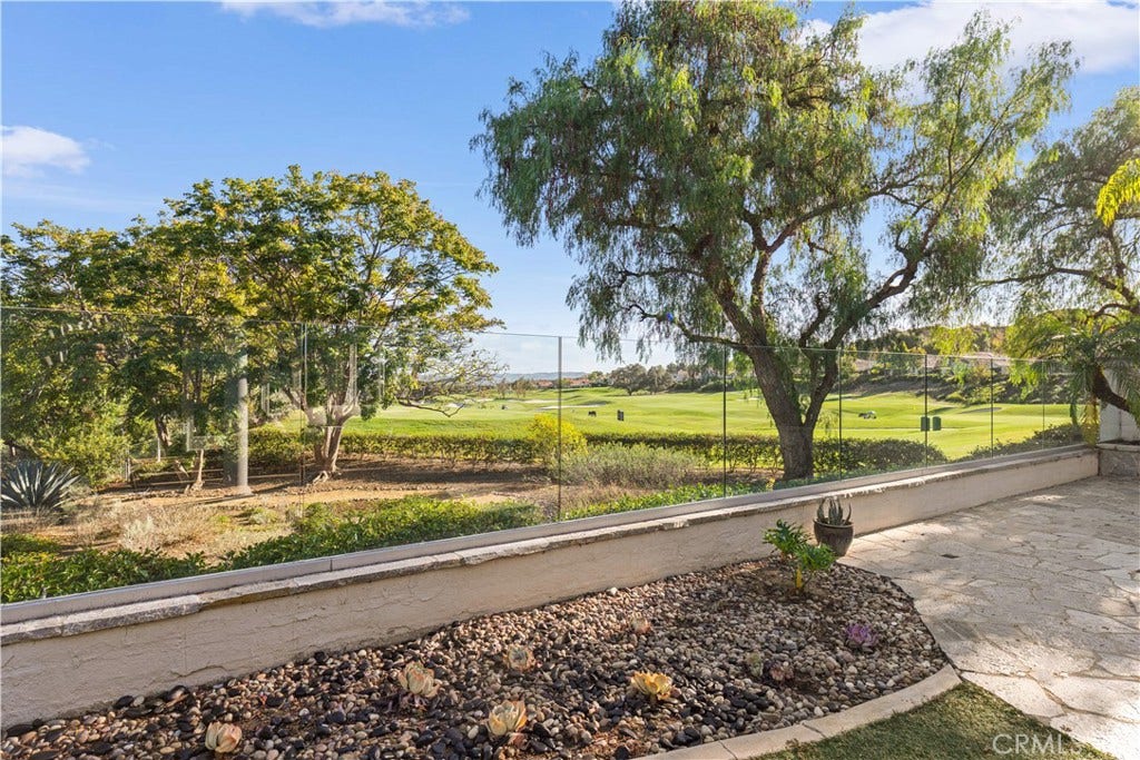 10 Skylark Way, Trabuco Canyon, CA 92679 10 Skylark Way, Trabuco Canyon, CA 92679