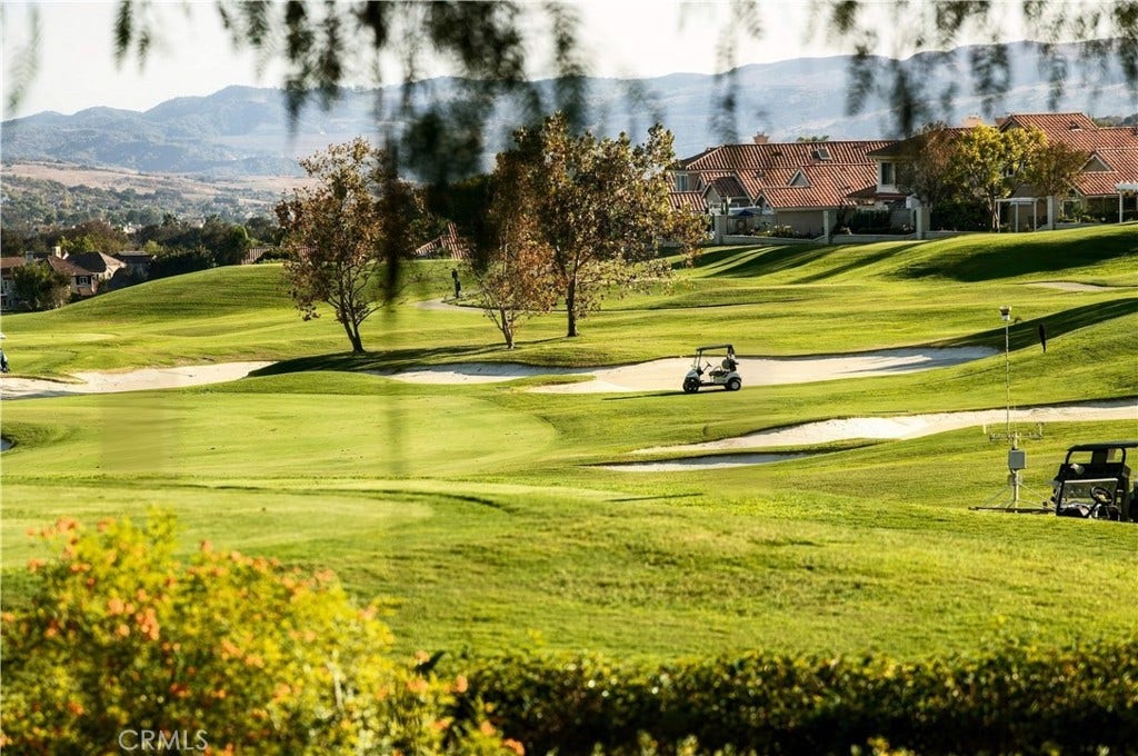 10 Skylark Way, Trabuco Canyon, CA 92679 10 Skylark Way, Trabuco Canyon, CA 92679
