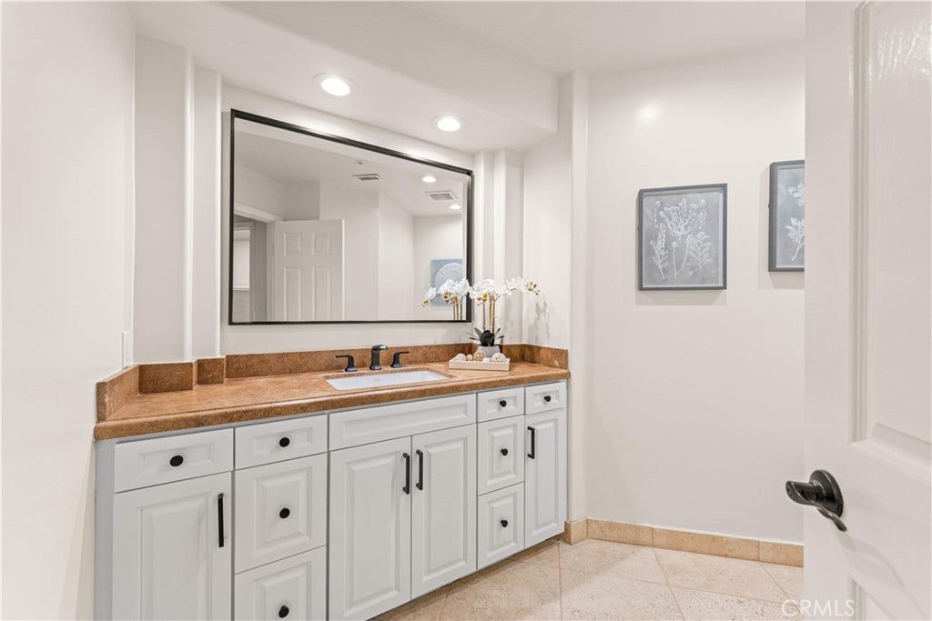 10 Skylark Way, Trabuco Canyon, CA 92679 10 Skylark Way, Trabuco Canyon, CA 92679