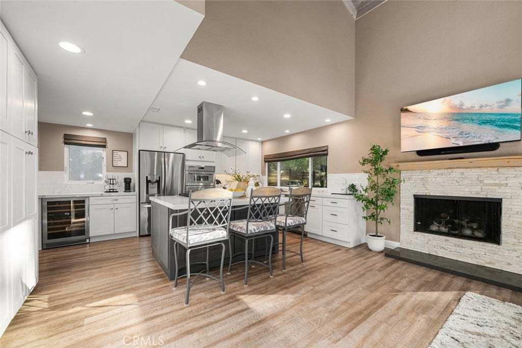 288 S Leandro, Anaheim, CA 92807 288 S Leandro, Anaheim, CA 92807