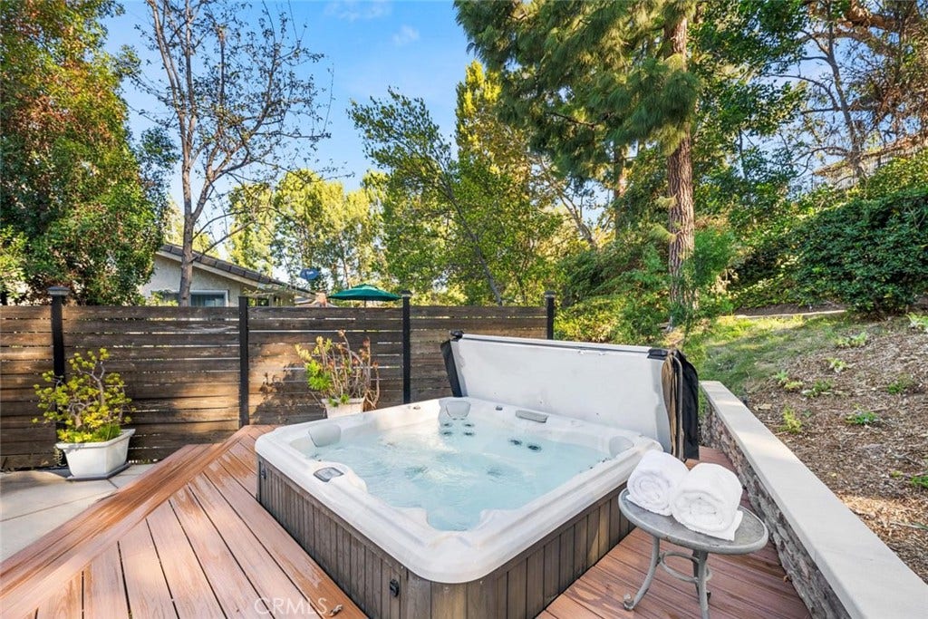 288 S Leandro, Anaheim, CA 92807 288 S Leandro, Anaheim, CA 92807