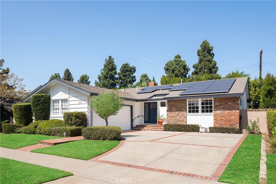 Property photo for 6231 E 6th, Long Beach, CA