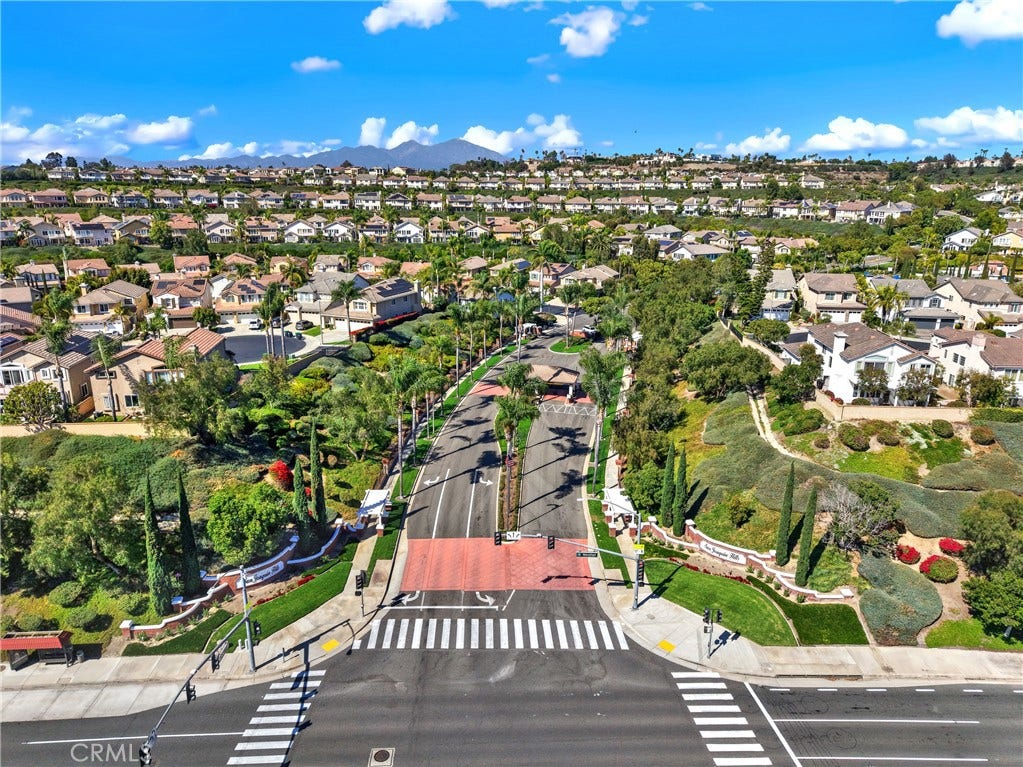 27591 Jaquita, Laguna Niguel, CA 92677 27591 Jaquita, Laguna Niguel, CA 92677