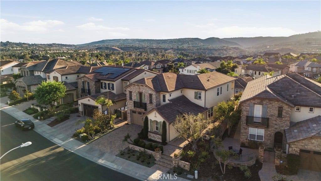 27591 Jaquita, Laguna Niguel, CA 92677 27591 Jaquita, Laguna Niguel, CA 92677