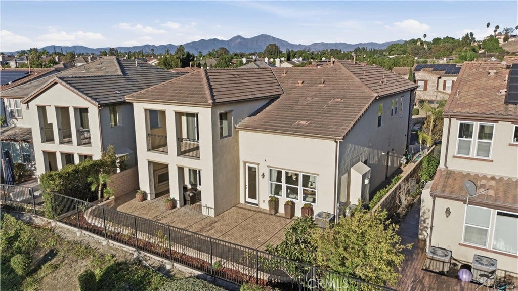 27591 Jaquita, Laguna Niguel, CA 92677 27591 Jaquita, Laguna Niguel, CA 92677
