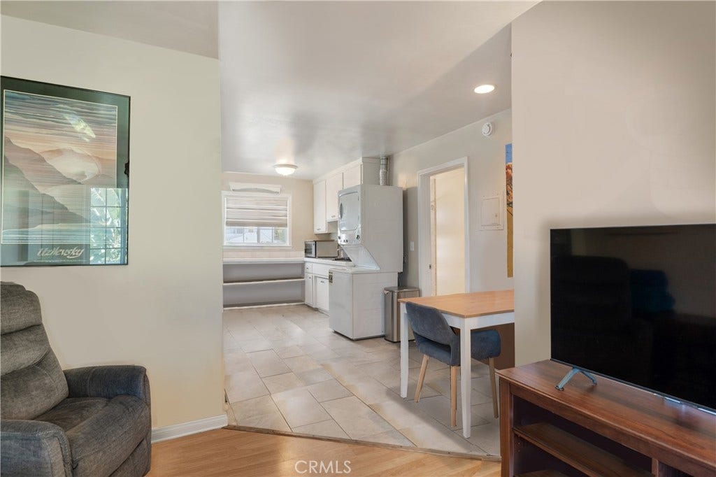 View from living room to kitchen - upstaris unit