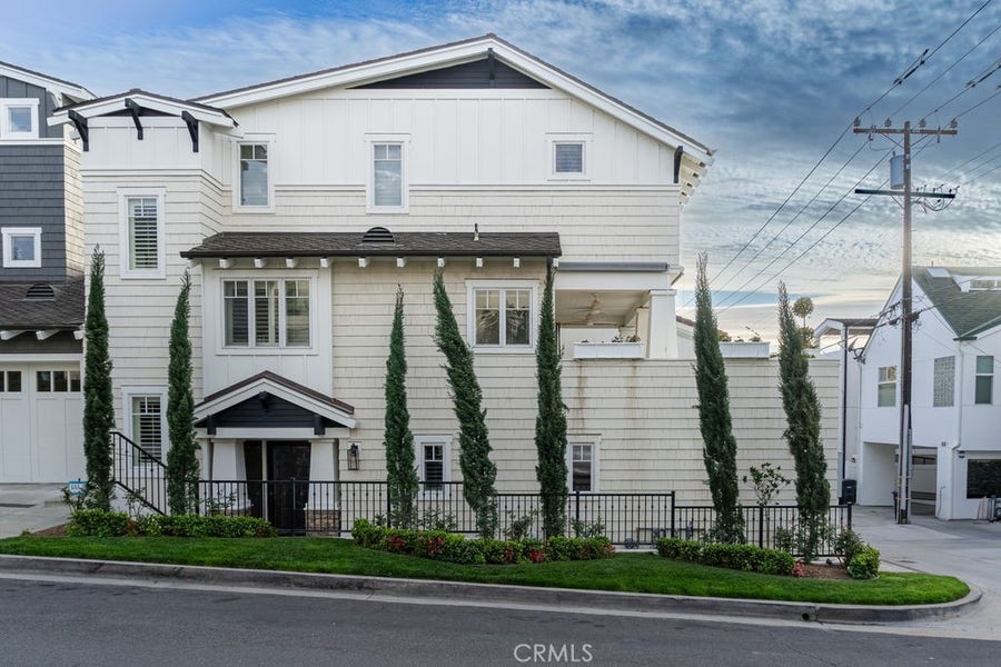 Property photo for 3731 4th Avenue, Corona Del Mar, CA