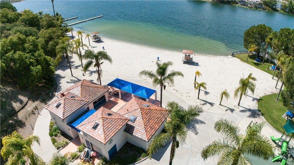 21895 Barbados, Mission Viejo, CA 92692 21895 Barbados, Mission Viejo, CA 92692