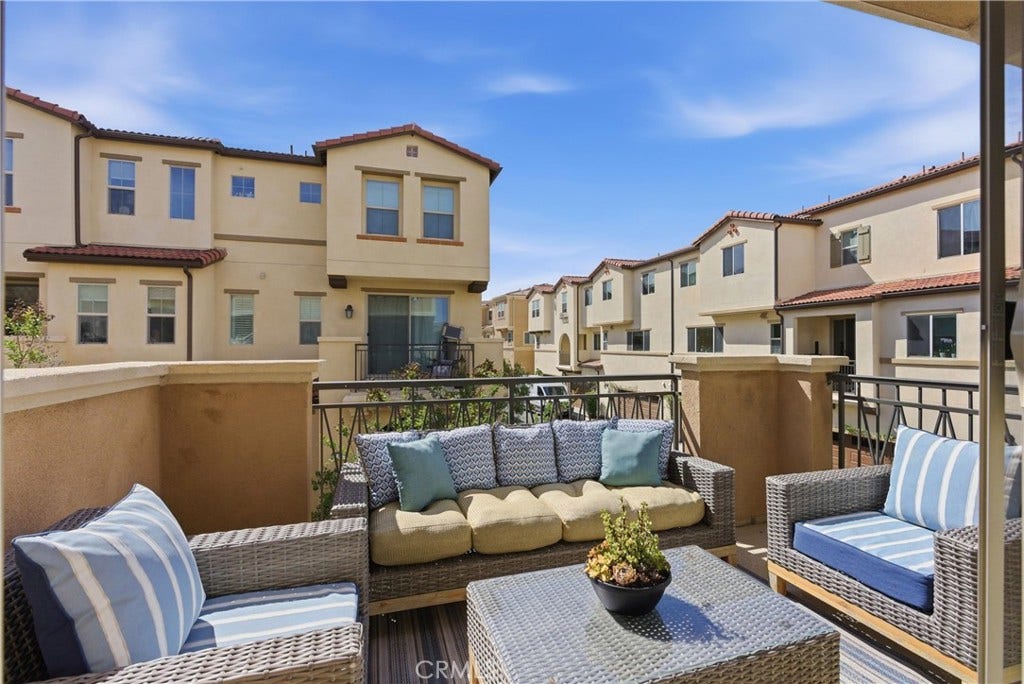 600 Shadowbrook, Lake Forest, CA 92610 600 Shadowbrook, Lake Forest, CA 92610
