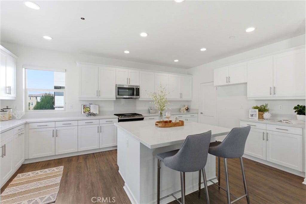 600 Shadowbrook, Lake Forest, CA 92610 600 Shadowbrook, Lake Forest, CA 92610