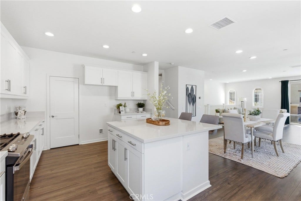 600 Shadowbrook, Lake Forest, CA 92610 600 Shadowbrook, Lake Forest, CA 92610