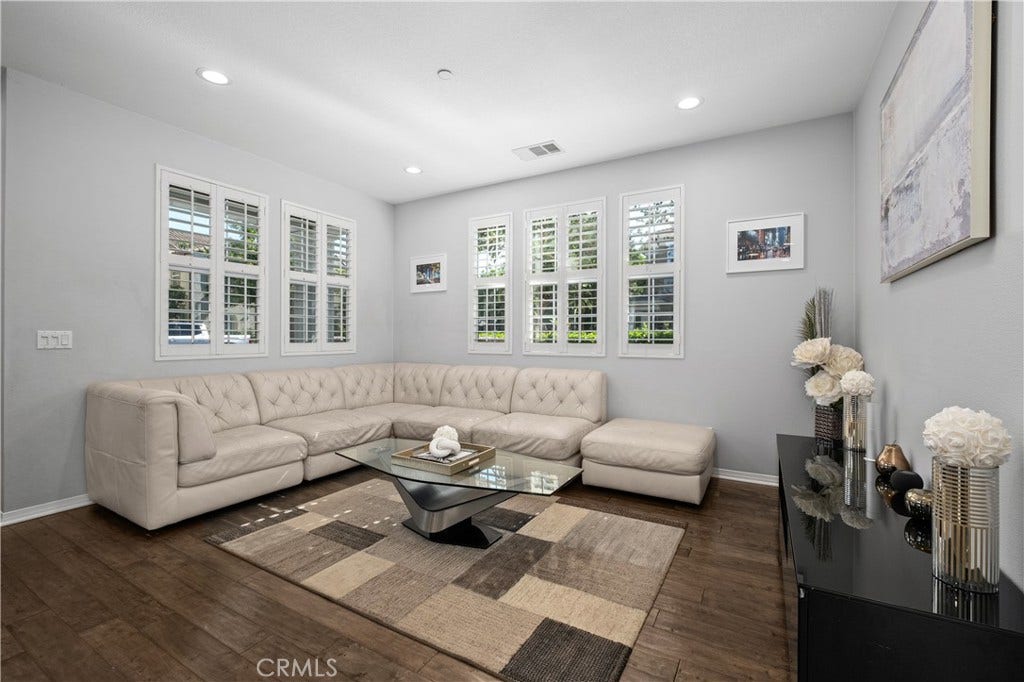 1438 Georgia, Tustin, CA 92782 Living Room