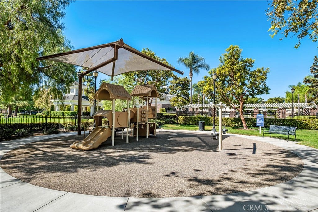 1438 Georgia, Tustin, CA 92782 Park adjacent to pool