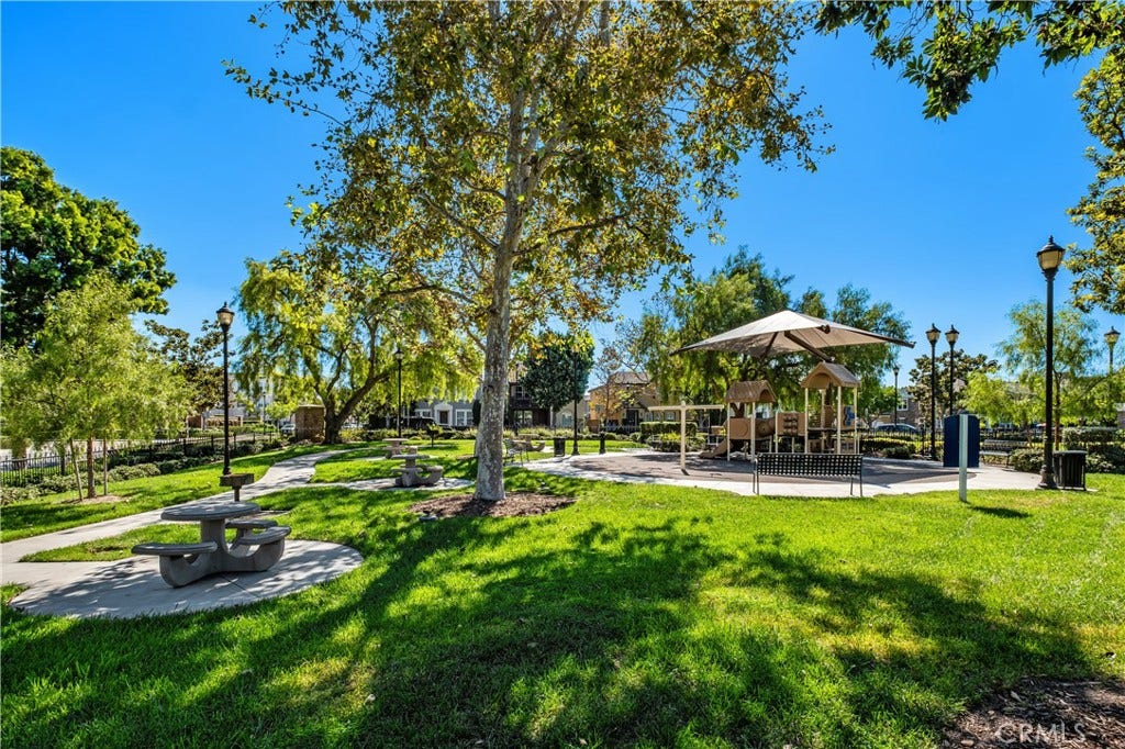 1438 Georgia, Tustin, CA 92782 Park adjacent to pool