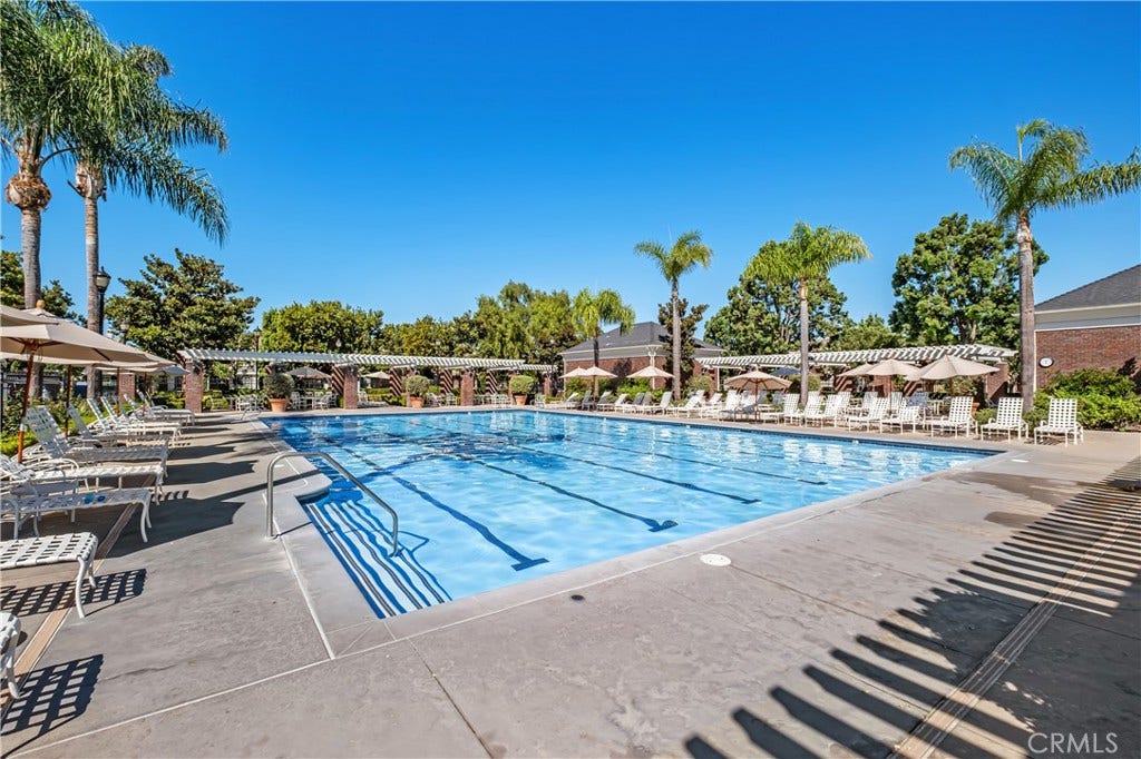 1438 Georgia, Tustin, CA 92782 Large Oversized Pool
