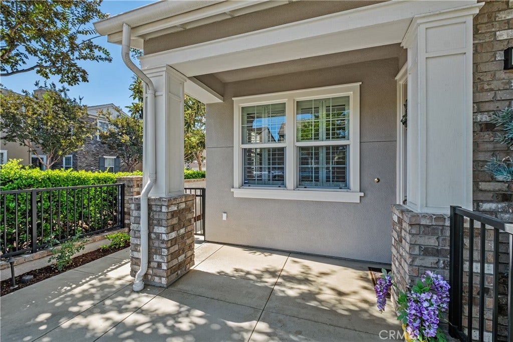 1438 Georgia, Tustin, CA 92782 Porch
