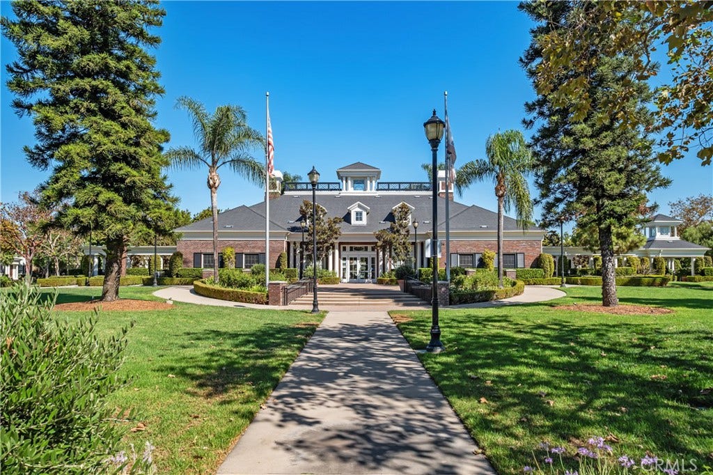 1438 Georgia, Tustin, CA 92782 Clubhouse