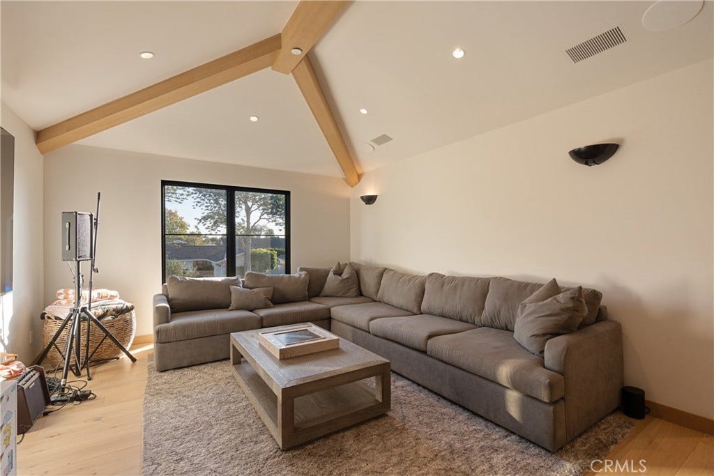 2118 Leeward, Newport Beach, CA 92660 2118 Leeward, Newport Beach, CA 92660