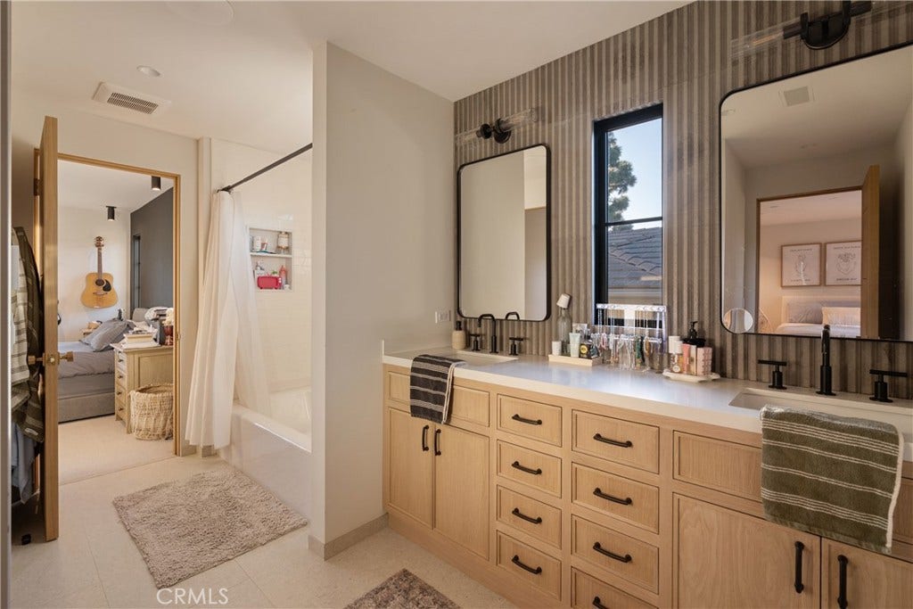 2118 Leeward, Newport Beach, CA 92660 2118 Leeward, Newport Beach, CA 92660