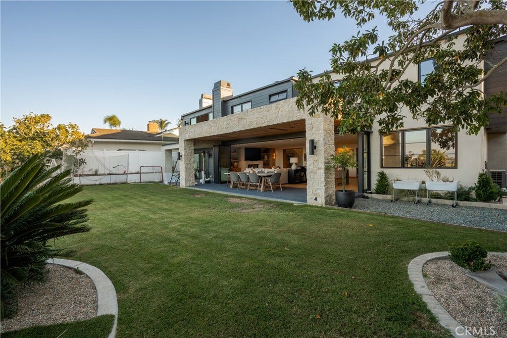 2118 Leeward, Newport Beach, CA 92660 2118 Leeward, Newport Beach, CA 92660