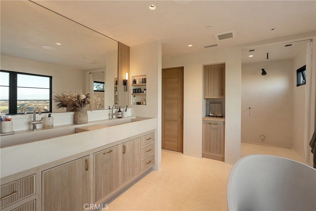 2118 Leeward, Newport Beach, CA 92660 2118 Leeward, Newport Beach, CA 92660