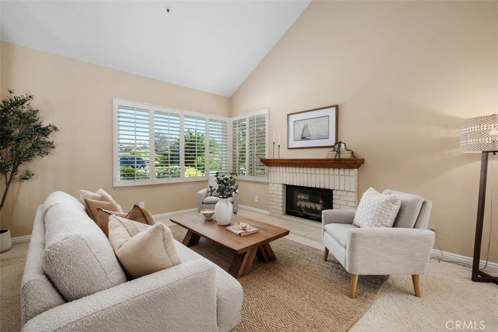 2850 Calle Esteban, San Clemente, CA 92673 2850 Calle Esteban, San Clemente, CA 92673